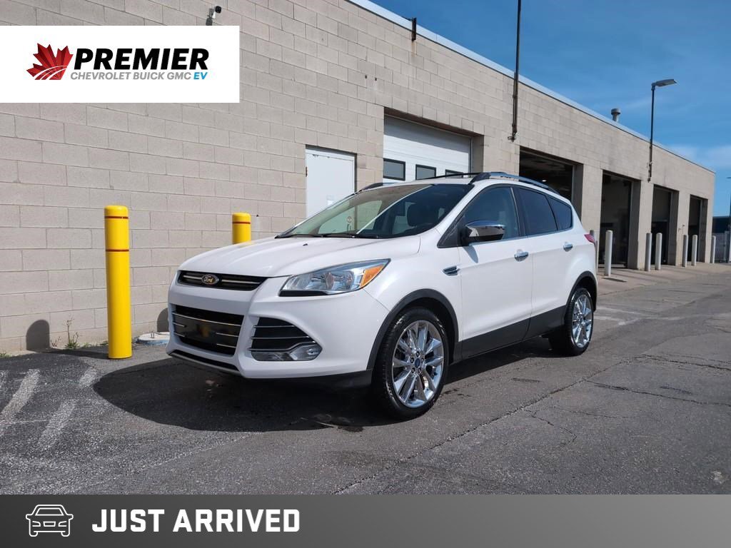 2016 Ford Escape SE | Panoramic Sunroof | Chrome Package | Keypad a