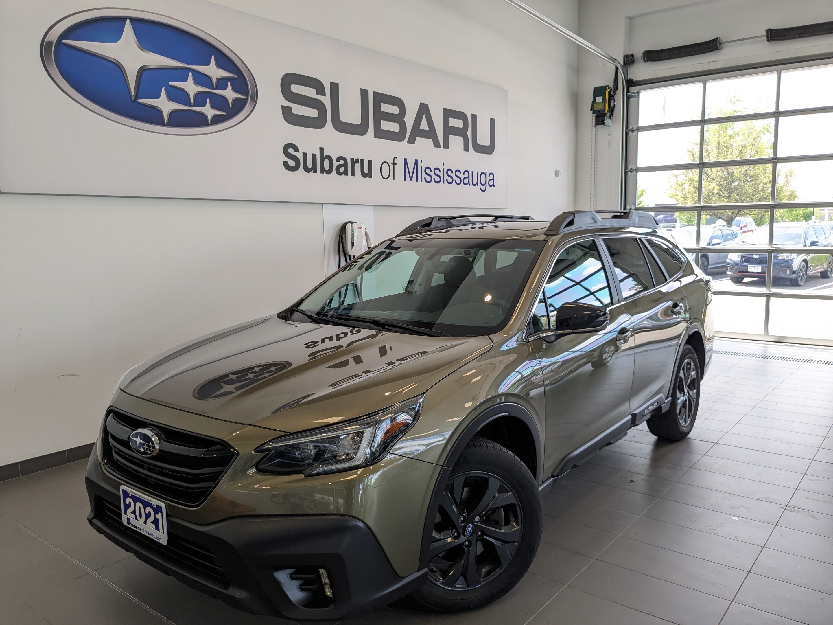 2021 Subaru Outback LIMITED | EYESIGHT | CLEAN CARFAX | 1 OWNER | NAVI