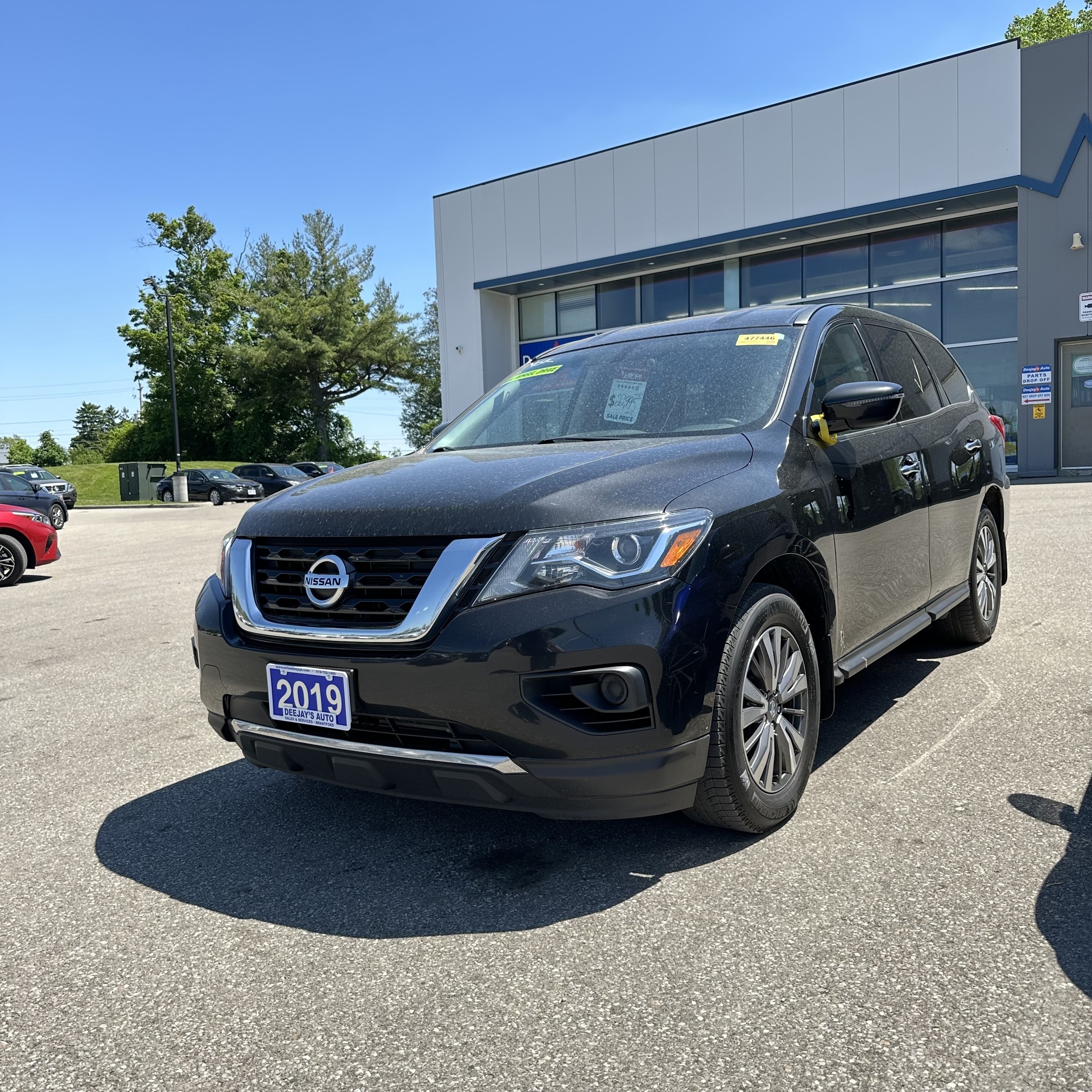 2019 Nissan Pathfinder 4x4 SV Tech | NAV | 7 Passenger 