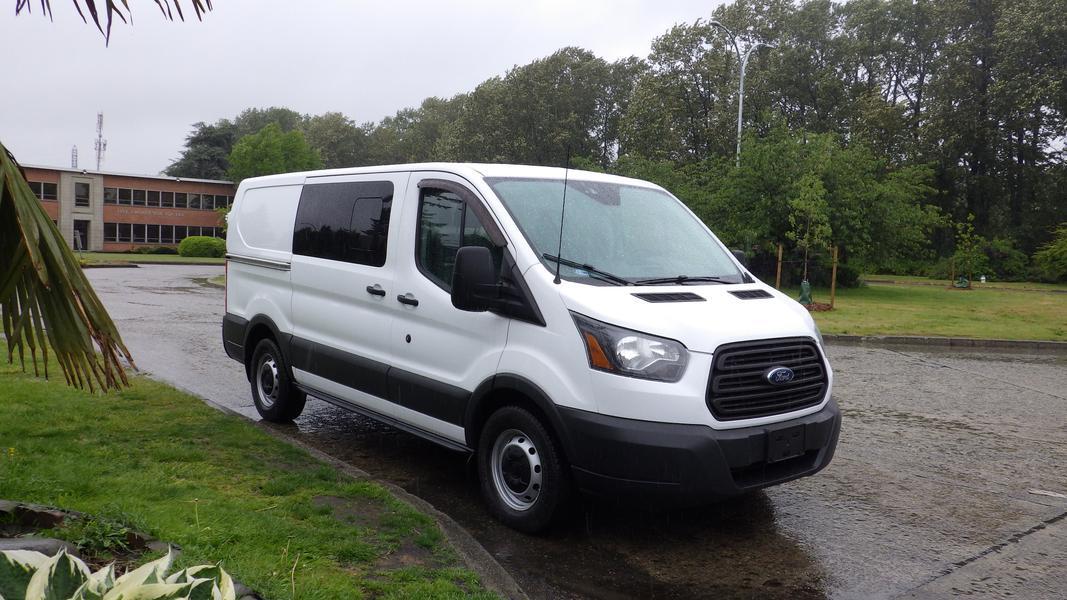2016 Ford Transit 150 Van Low Roof Cargo Van  130-inch Wheelbase