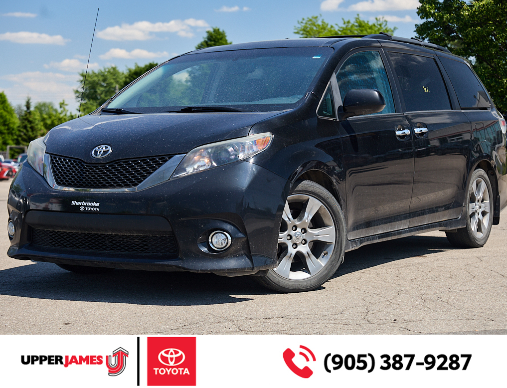 2014 Toyota Sienna SE Package, 8 Seater, Clean Carfax History, ONLY 1
