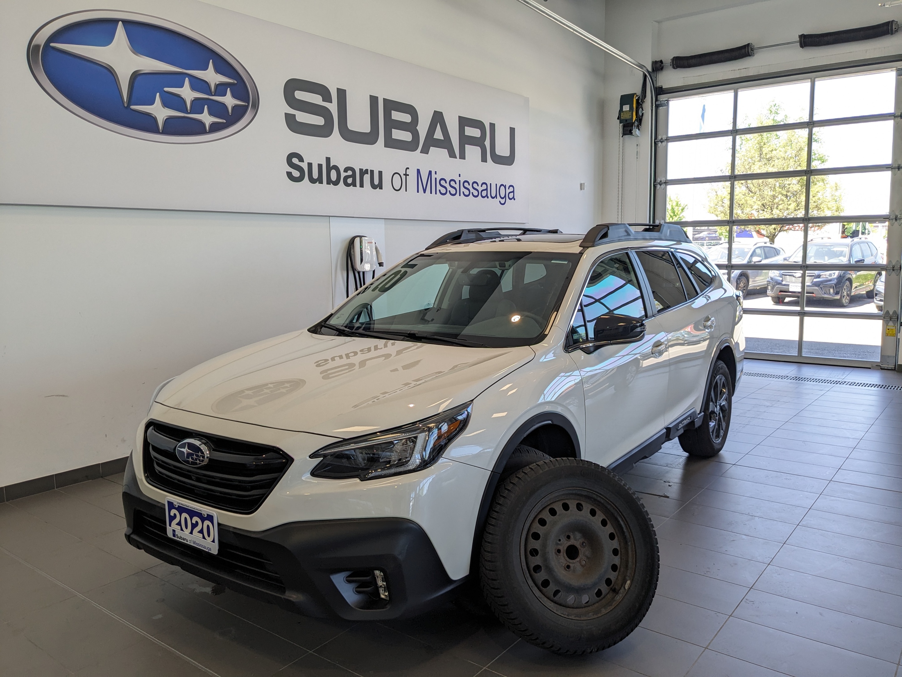 2020 Subaru Outback LIMITED | EYESIGHT | NAVI | 2 SETS OF TIRES & RIMS