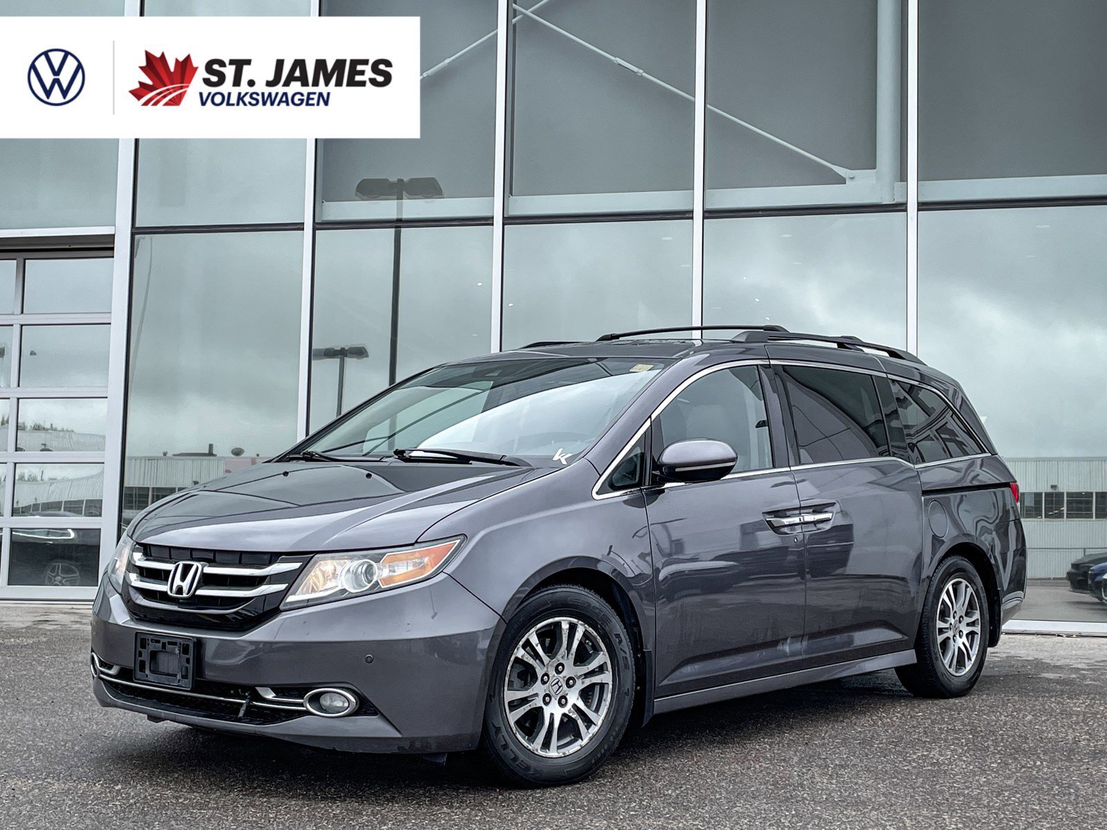 2016 Honda Odyssey Touring | LOW KMs! | CLEAN CARFAX |