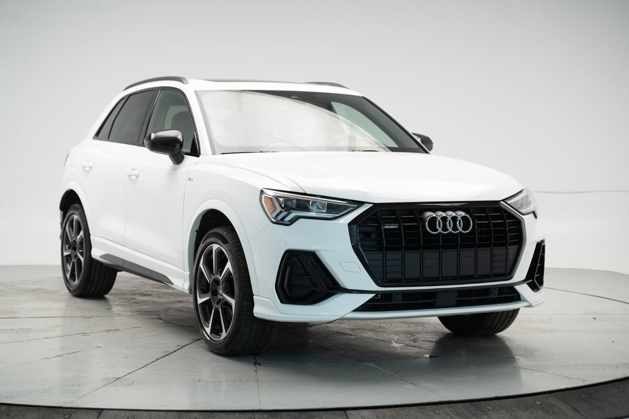 2022 Audi Q3 2.0 Progressiv quattro Progressiv | Panoramic sunr