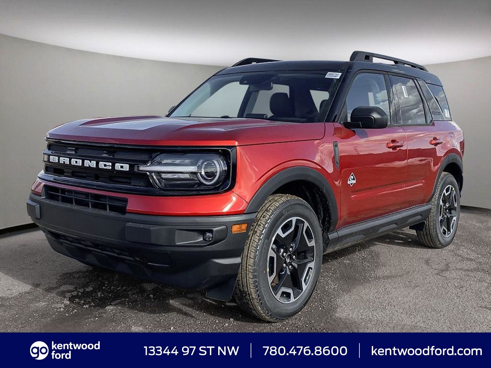 2024 Ford Bronco Sport Outer Banks | 4x4 | Class II hitch | Remote Starte