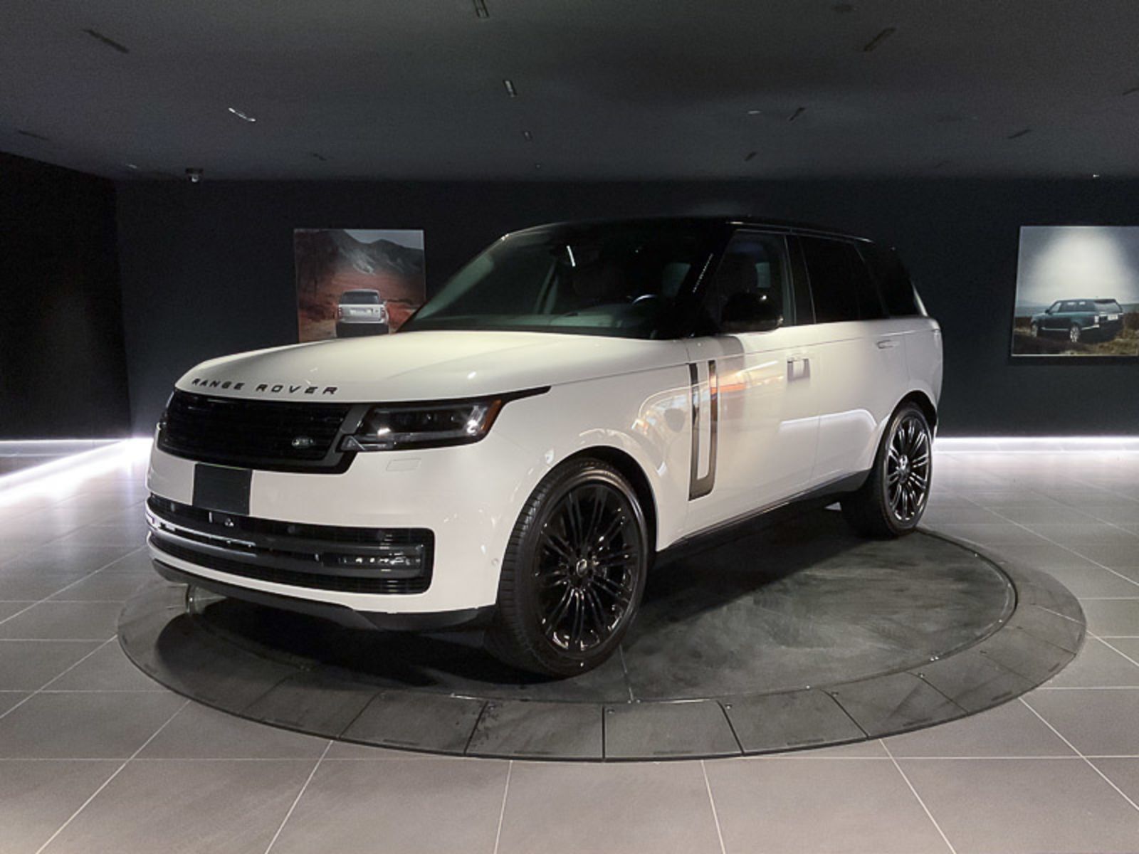 2024 Land Rover Range Rover Autobiography | Shadow Exterior Pack | SV Bespoke 