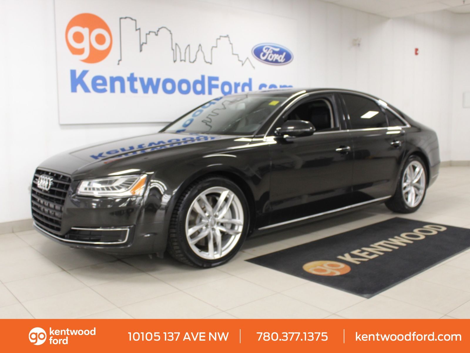 2015 Audi A8 4.0T | NAV | Heated/Cooler Leather | Luxurious!