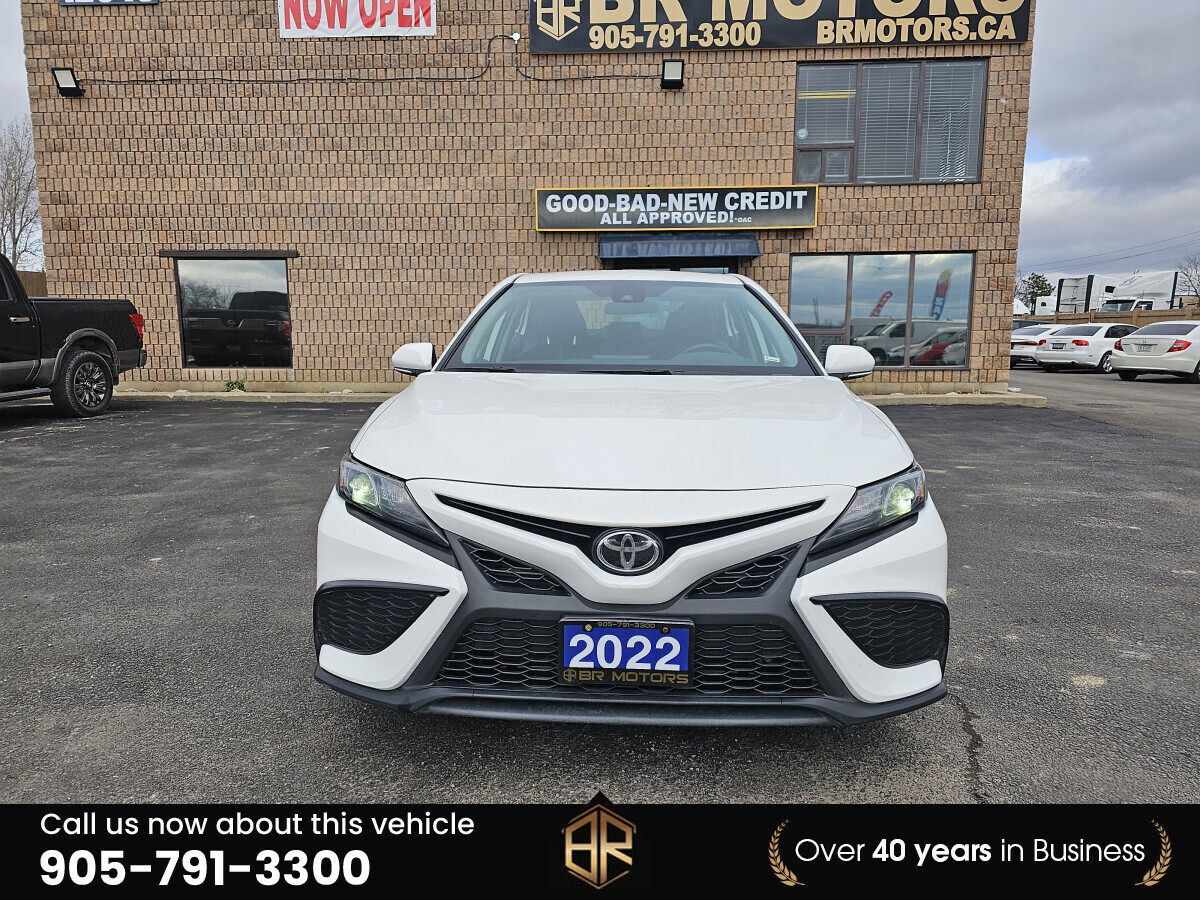 2022 Toyota Camry SE | One Owner | No Accidents