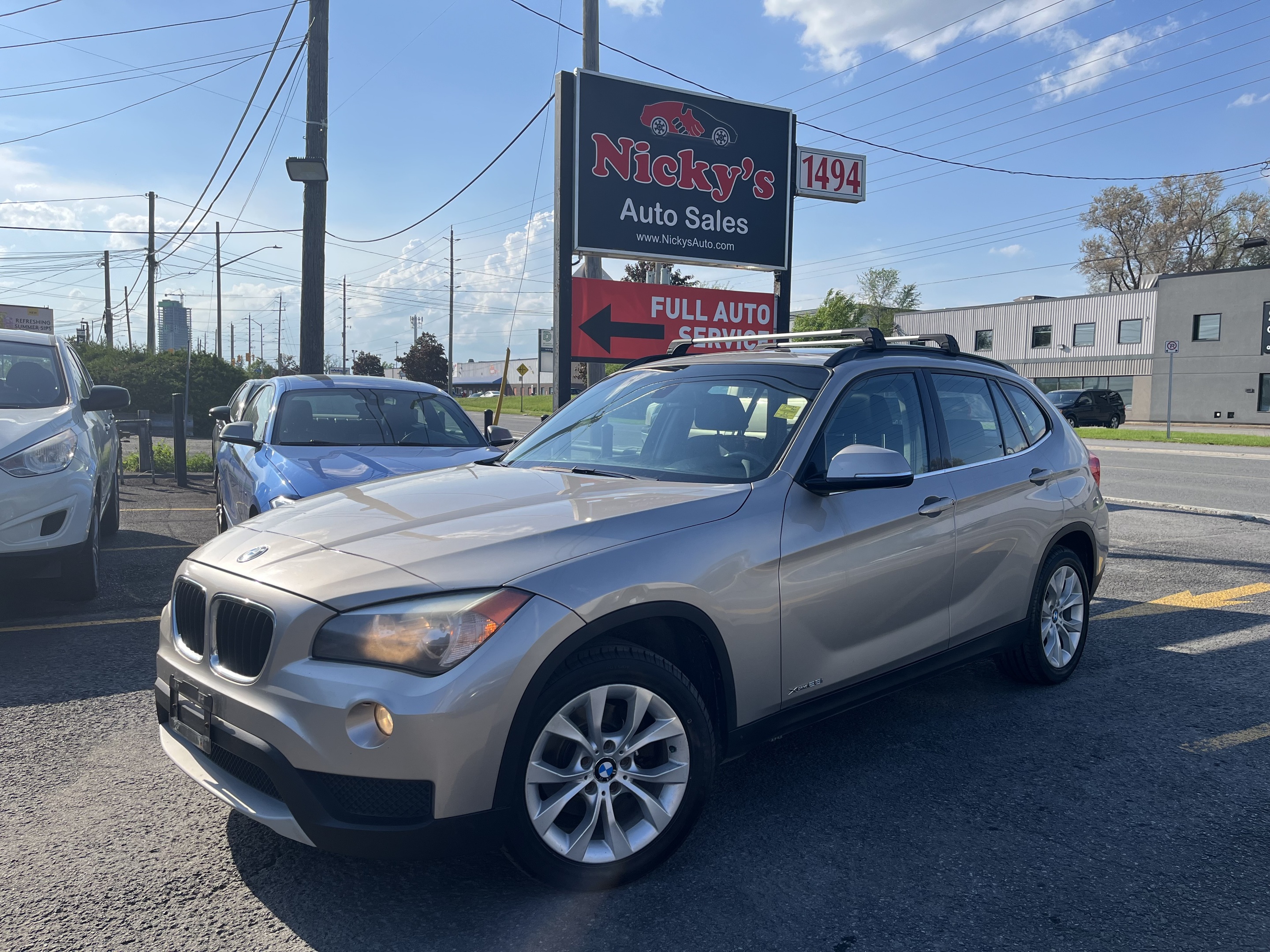 2013 BMW X1 xDrive28i AWD - PANORAMIC ROOF - BRAND NEW TIRES!
