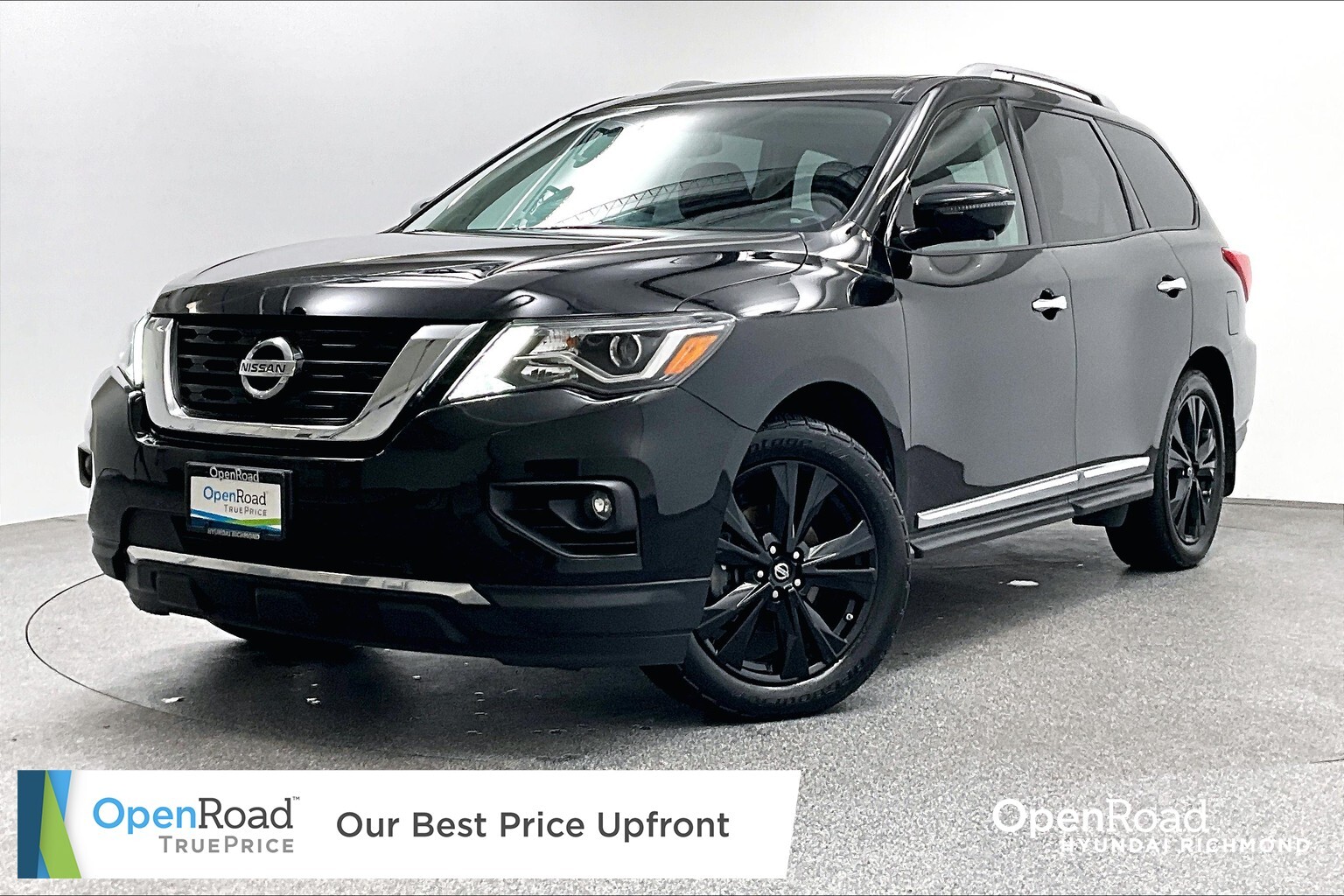 2017 Nissan Pathfinder Platinum V6 4x4 at Low Mileage | Priced to Move
