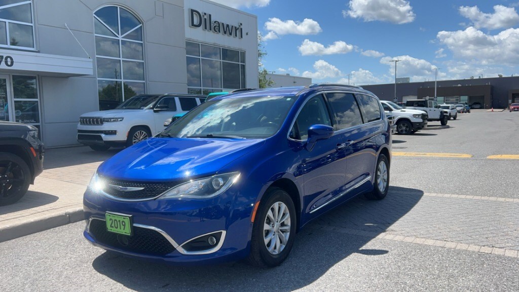 2019 Chrysler Pacifica Touring-L 2WD