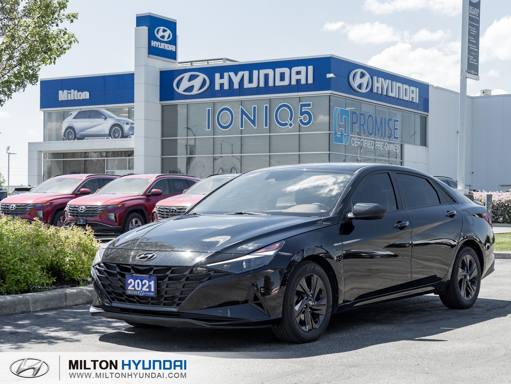 2021 Hyundai Elantra Preferred w/Sun & Tech Pkg
