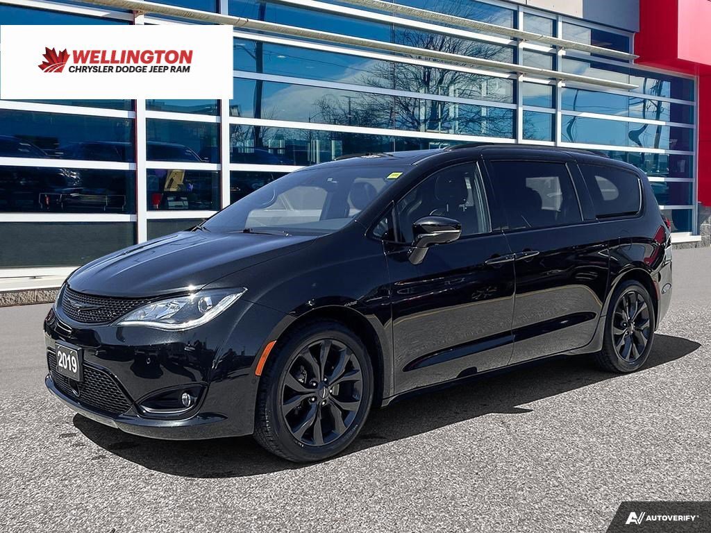 2019 Chrysler Pacifica Limited | Leather | Theatre Group | S Appearance |