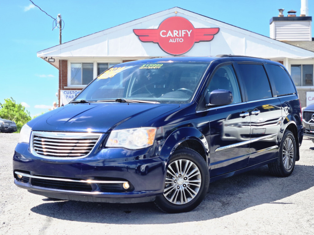2014 Chrysler Town & Country Touring-L WITH SAFETY