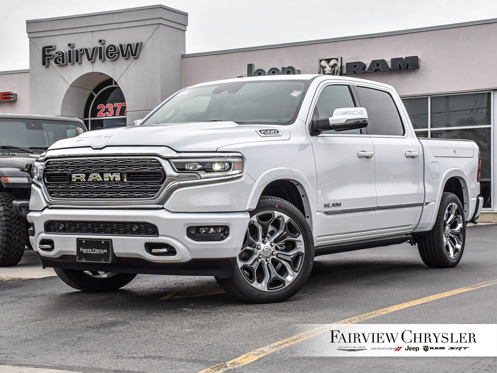 2024 Ram 1500 Limited PANO ROOF | 22 RIMS | RAM BOX | LEATHER | 