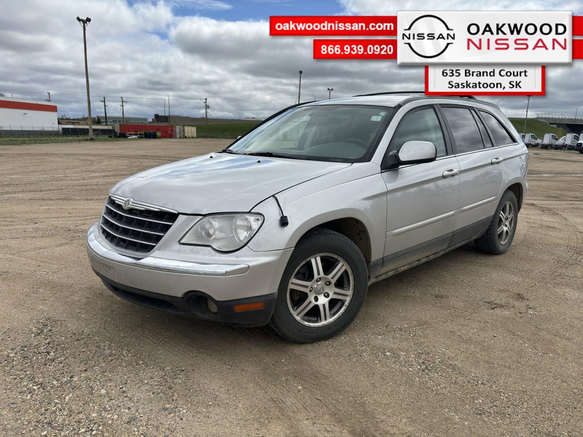 2007 Chrysler Pacifica Touring  - Locally Traded -  Captain's Chairs