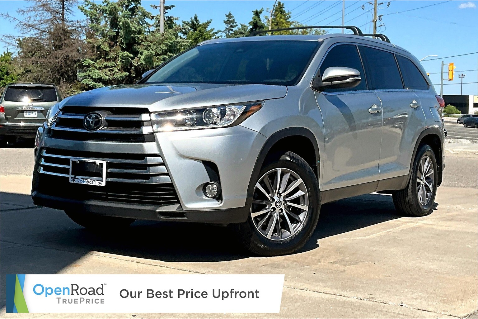 2019 Toyota Highlander XLE - ACCIDENT FREE!! - ONLY 1 OWNER!!