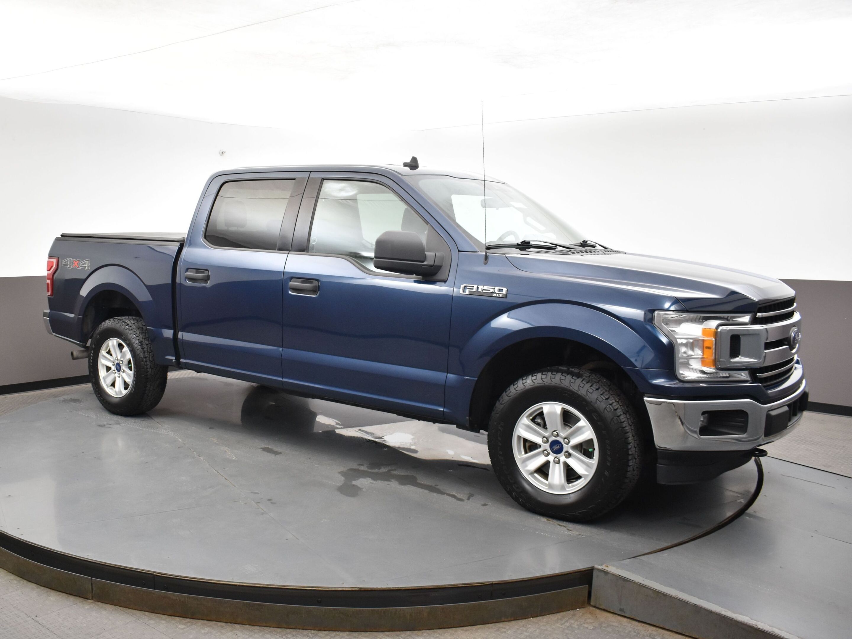 2019 Ford F-150 XLT 4x4 ECOBOOST TEXT 902-200-4475 FOR MORE INFO