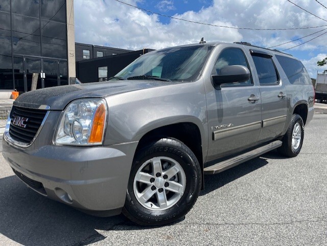 2009 GMC Yukon XL  SLT 4X4 8 PASSENGER-LEATHER-ROOF-TV/DVD-NEW TIRES