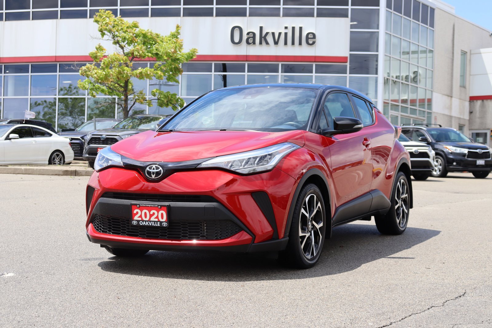 2020 Toyota C-HR XLE Premium FWD Lease Trade-in | Low KM