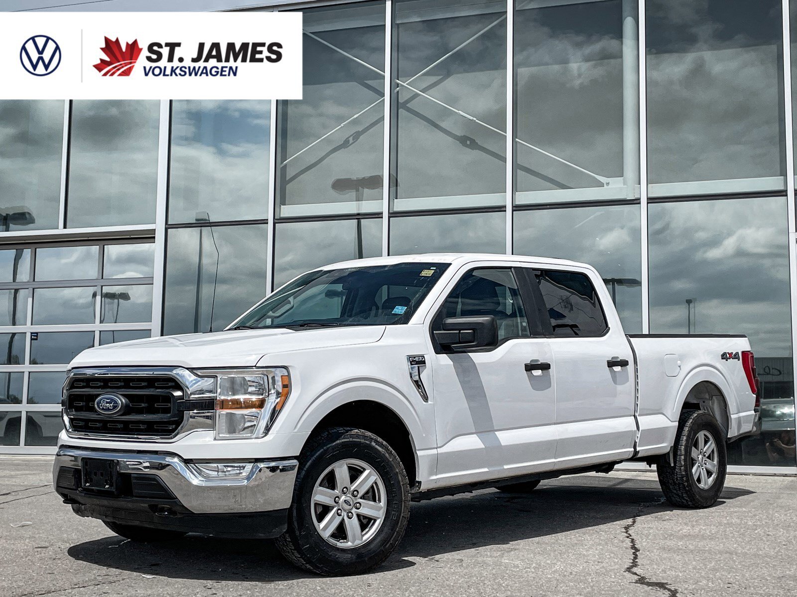 2021 Ford F-150 XLT | CLEAN CARFAX | ONE OWNER |