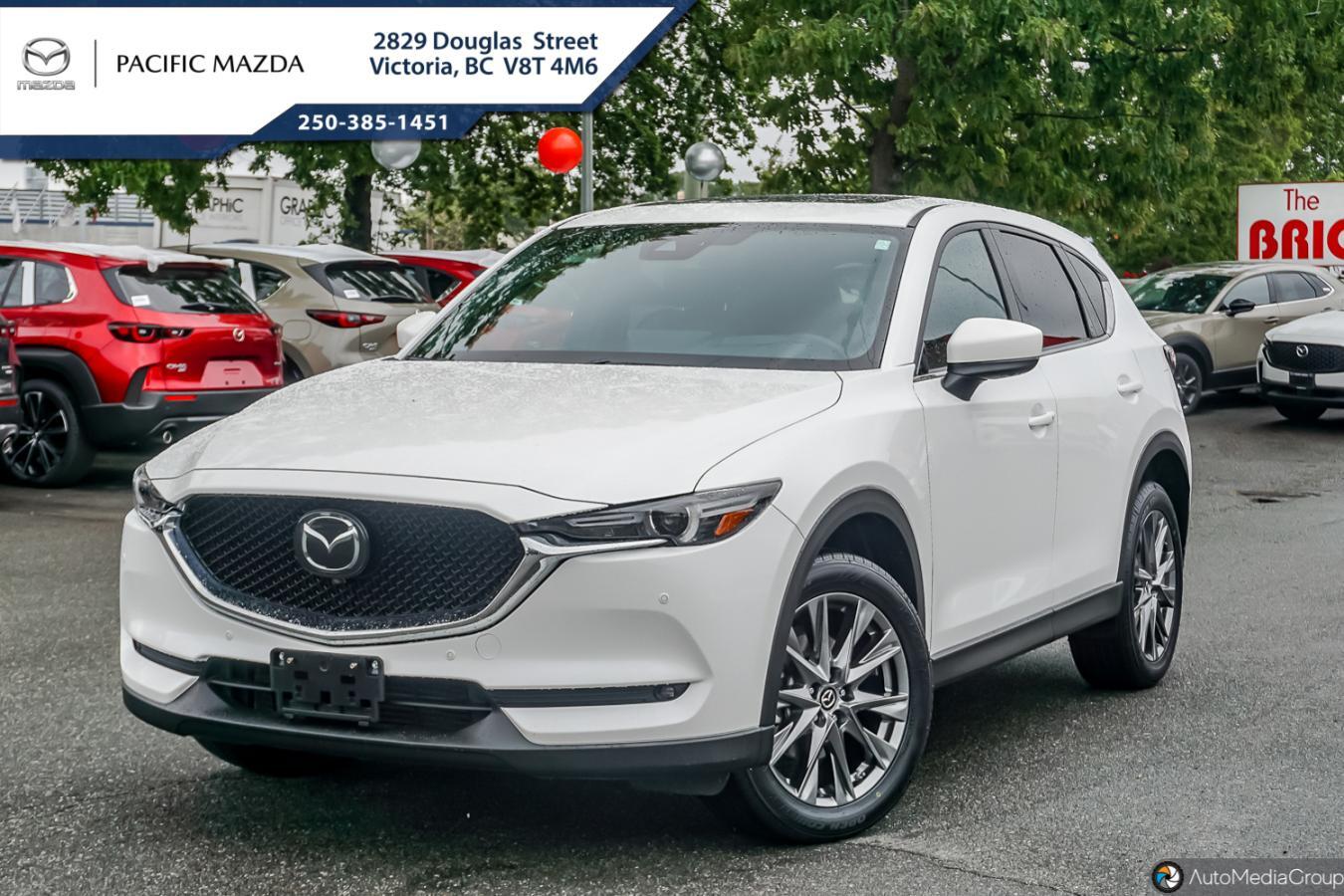 2021 Mazda CX-5 Signature | Leather | Heads Up | Cooled Seats