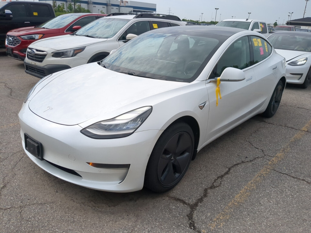 2020 Tesla Model 3 Standard | White on Black