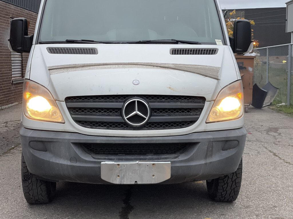 2013 Mercedes-Benz Sprinter 144