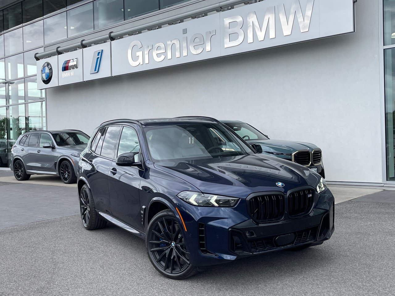 2025 BMW X5 M60i, Groupe M Sport Pro Maintenance sans frais 3 