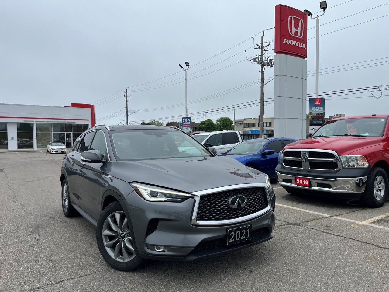2021 Infiniti QX50 Luxe | CLEAN CARFAX | PANO ROOF | HTD SEAT / 