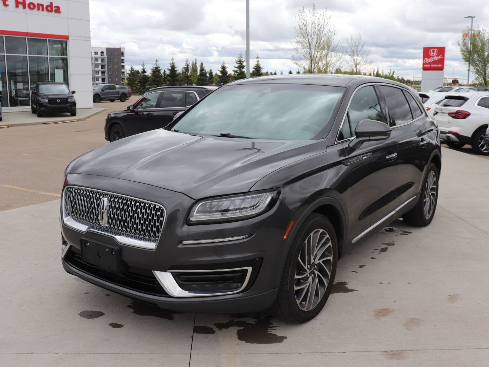 2019 Lincoln Nautilus Reserve: AWD/LEATHER/PANO ROOF/NAVIGATION