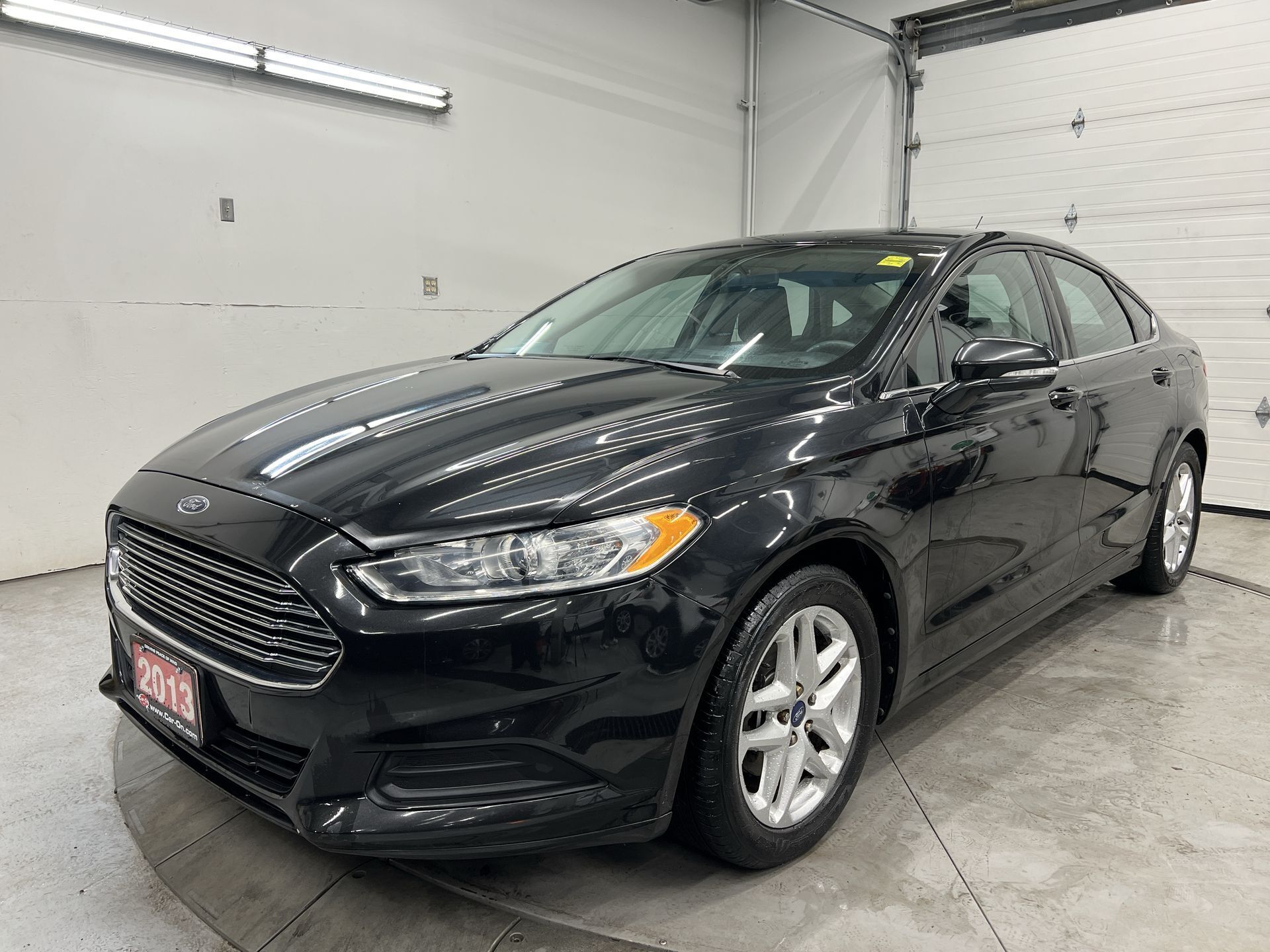 2013 Ford Fusion SE | PWR SEAT | ALLOYS | LOW KMS! | CERTIFIED!
