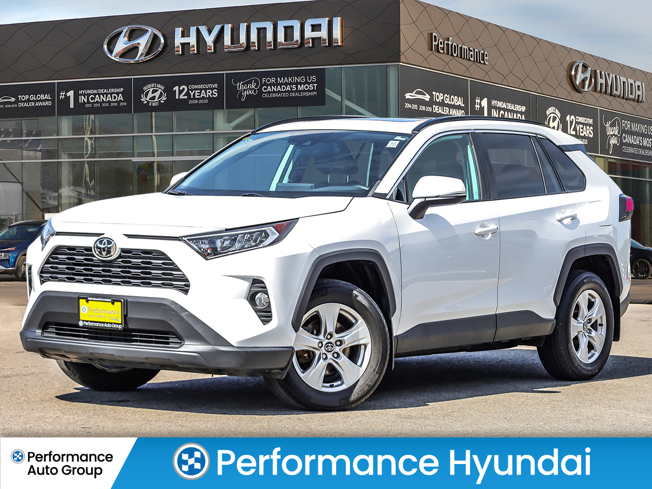 2019 Toyota RAV4 * AWD XLE * One owner * Rearview Camera *