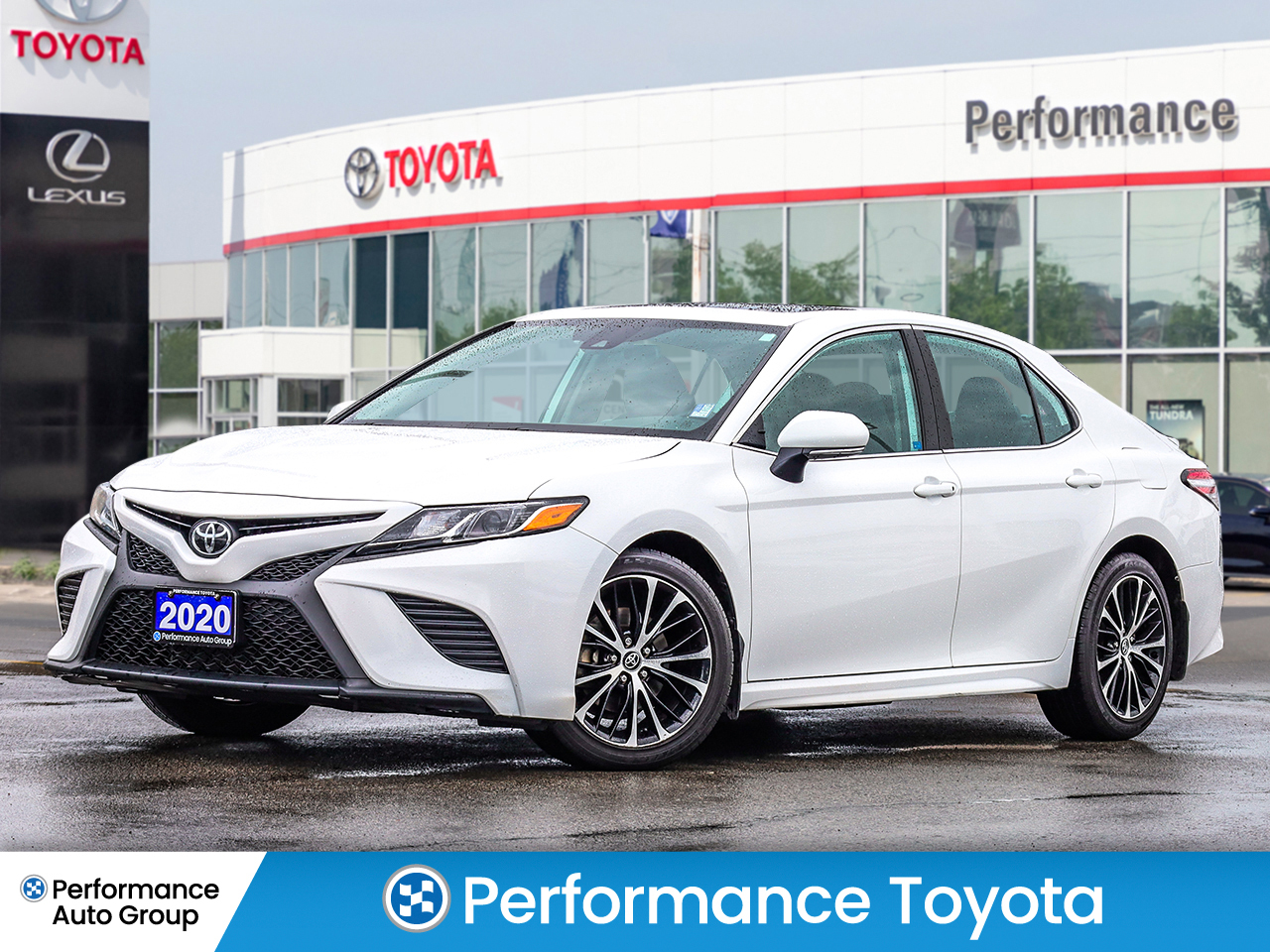 2020 Toyota Camry SE Upgrade Package, One Owner, Power Sunroof
