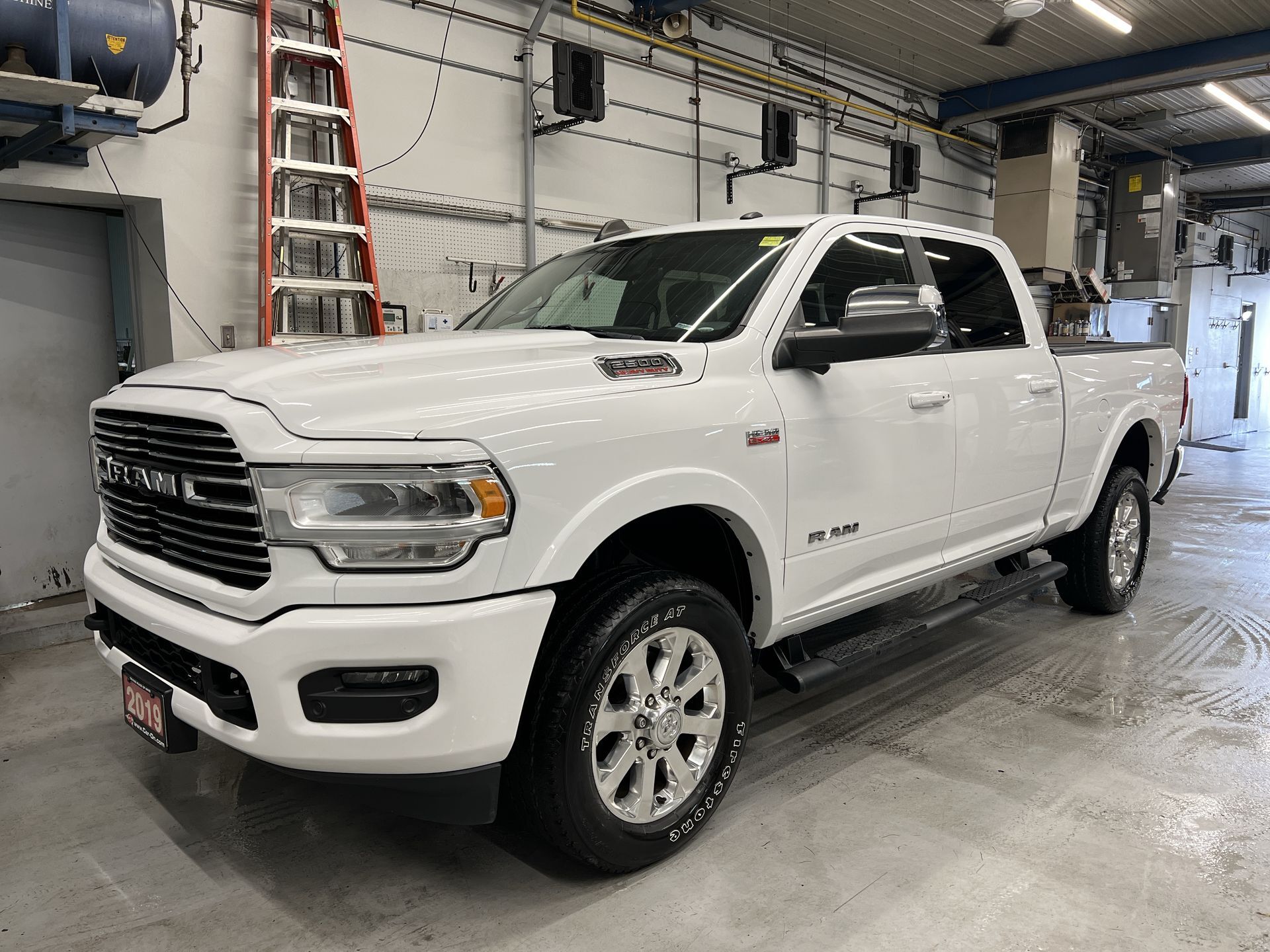 2019 Ram 2500 LARAMIE CREW|COOLED LEATHER| SUNROOF| 12-IN SCREEN