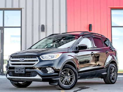 2018 Ford Escape SEL - Pano Sunroof | Heated Seats | Nav | B/T
