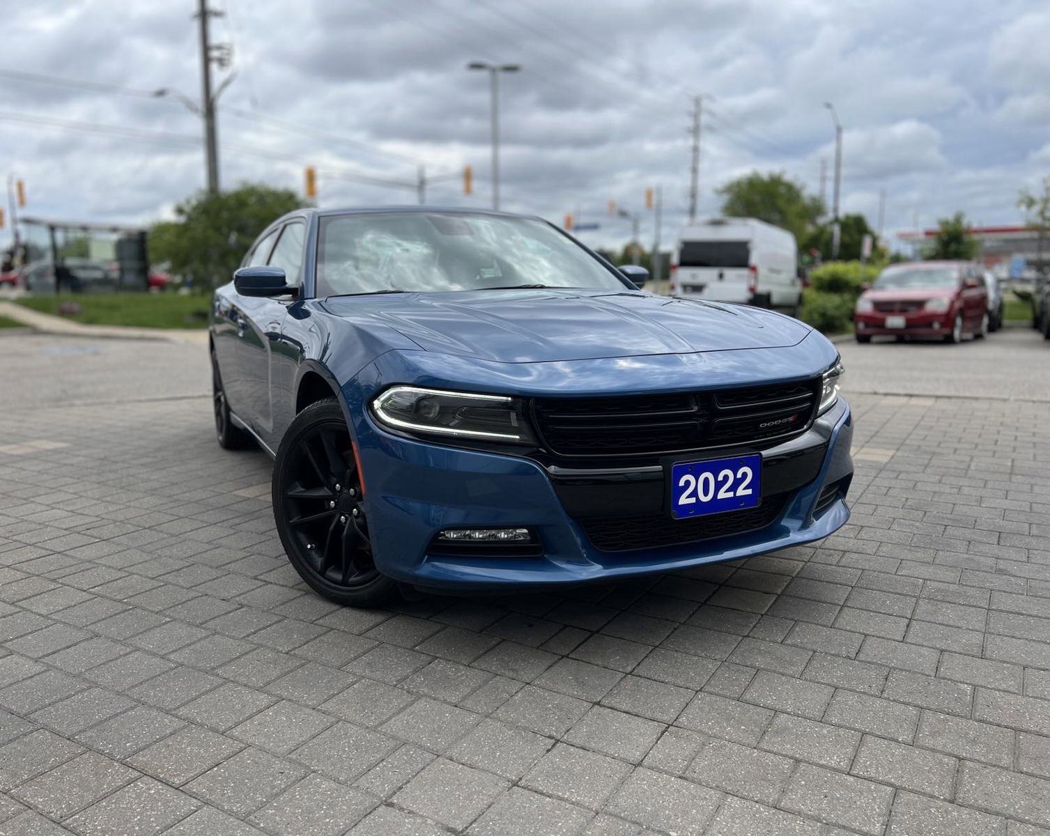 2022 Dodge Charger | SXT | AWD | Clean Carfax | Leather Seats | Blind