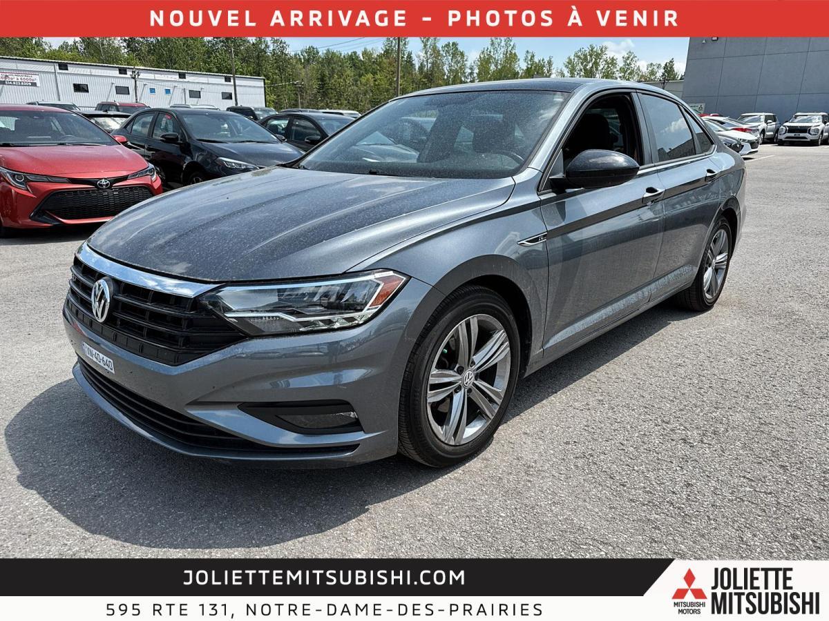 2019 Volkswagen Jetta Highline R-Line Toit Panoramique Int. Cuir 2 tons