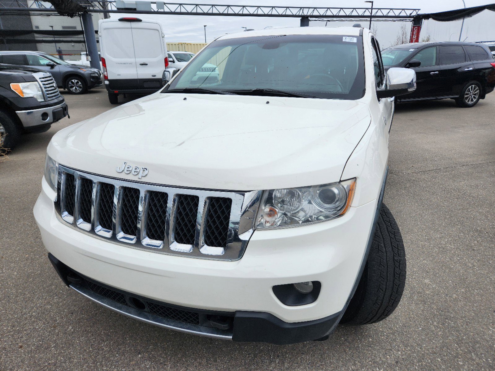 2011 Jeep Grand Cherokee OVEVERLAND | 4WD | LEATHER |