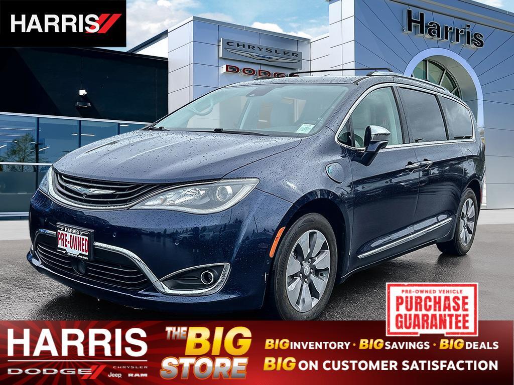 2017 Chrysler Pacifica Hybrid Wgn Platinum | No Reported Accidents | One Owner!