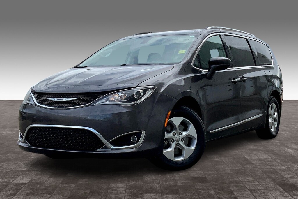 2017 Chrysler Pacifica TOURING L PLUS