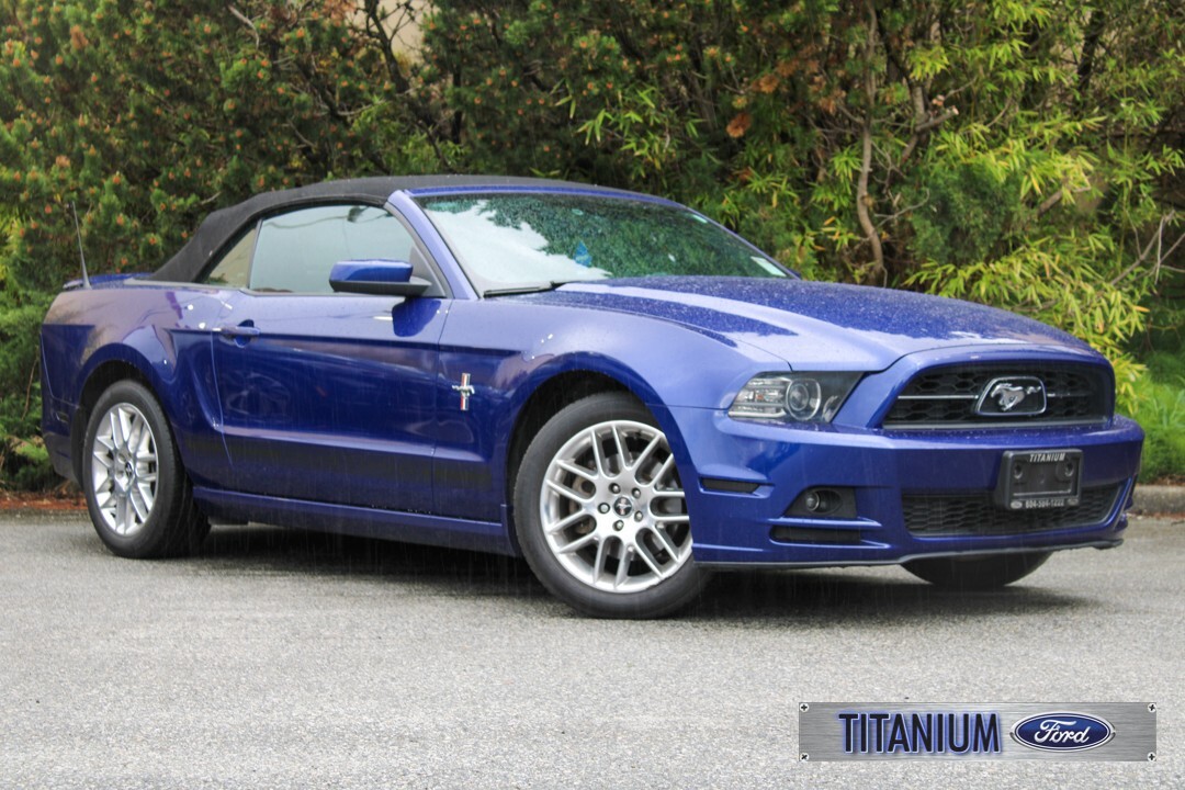 2014 Ford Mustang V6 Premium | Cloth Convertible Roof | 6-Speed Auto