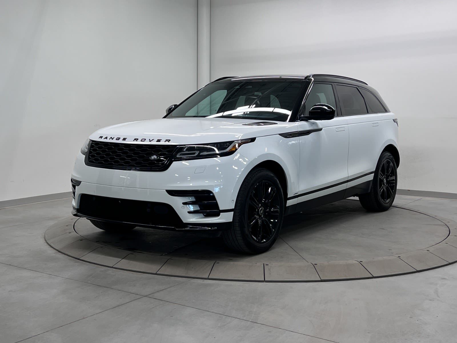 2021 Land Rover Range Rover Velar CERTIFIED PRE OWNED RATES AS LOW AS 4.99%