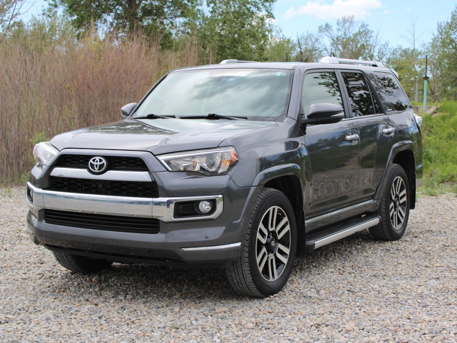 2015 Toyota 4Runner - CLEAN CARFAX - ONE OWNER -