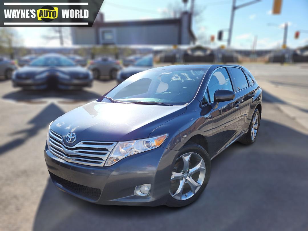 2011 Toyota Venza **LEATHER*PANO ROOF**