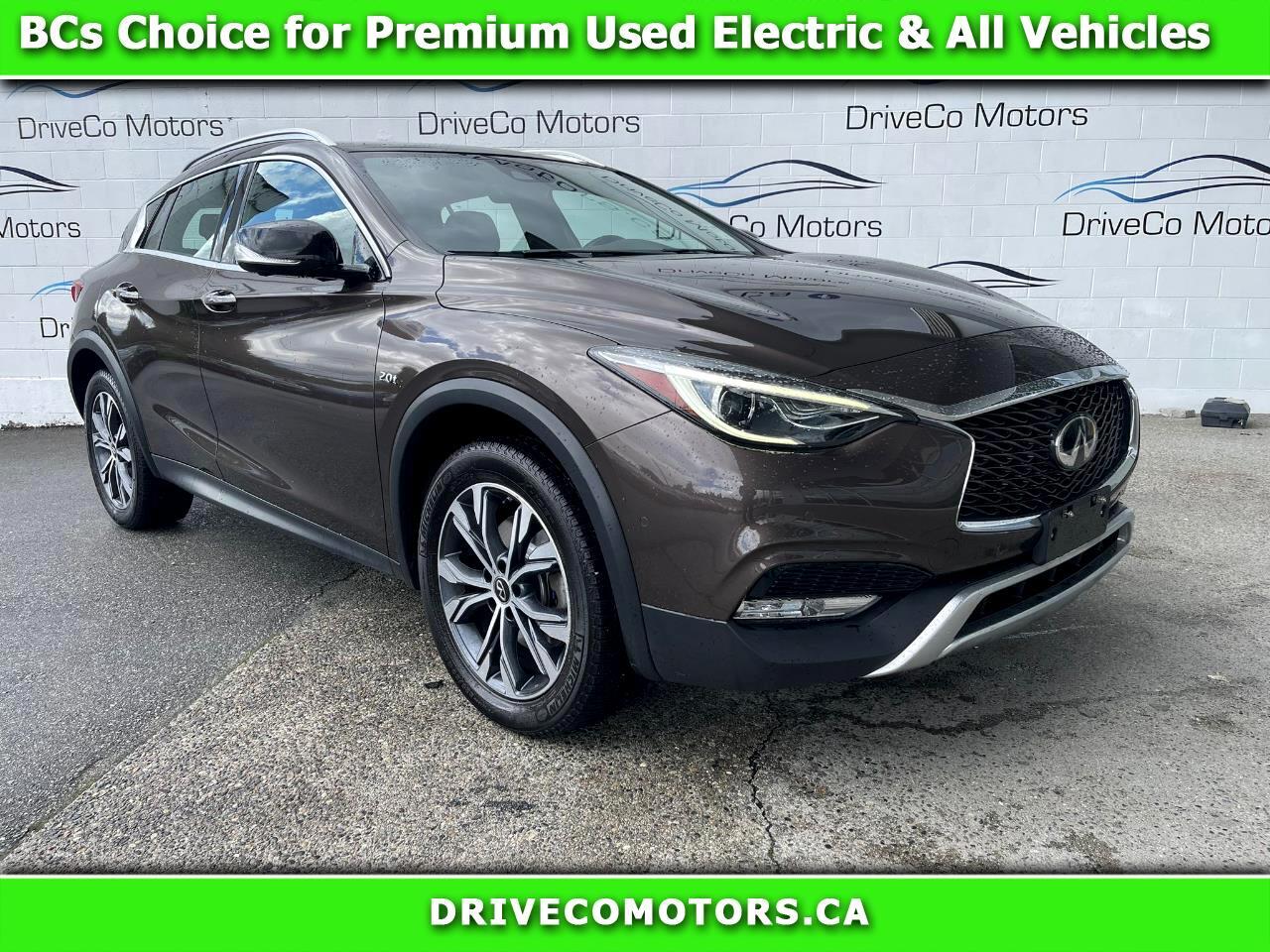 2017 Infiniti QX30 Premium AWD