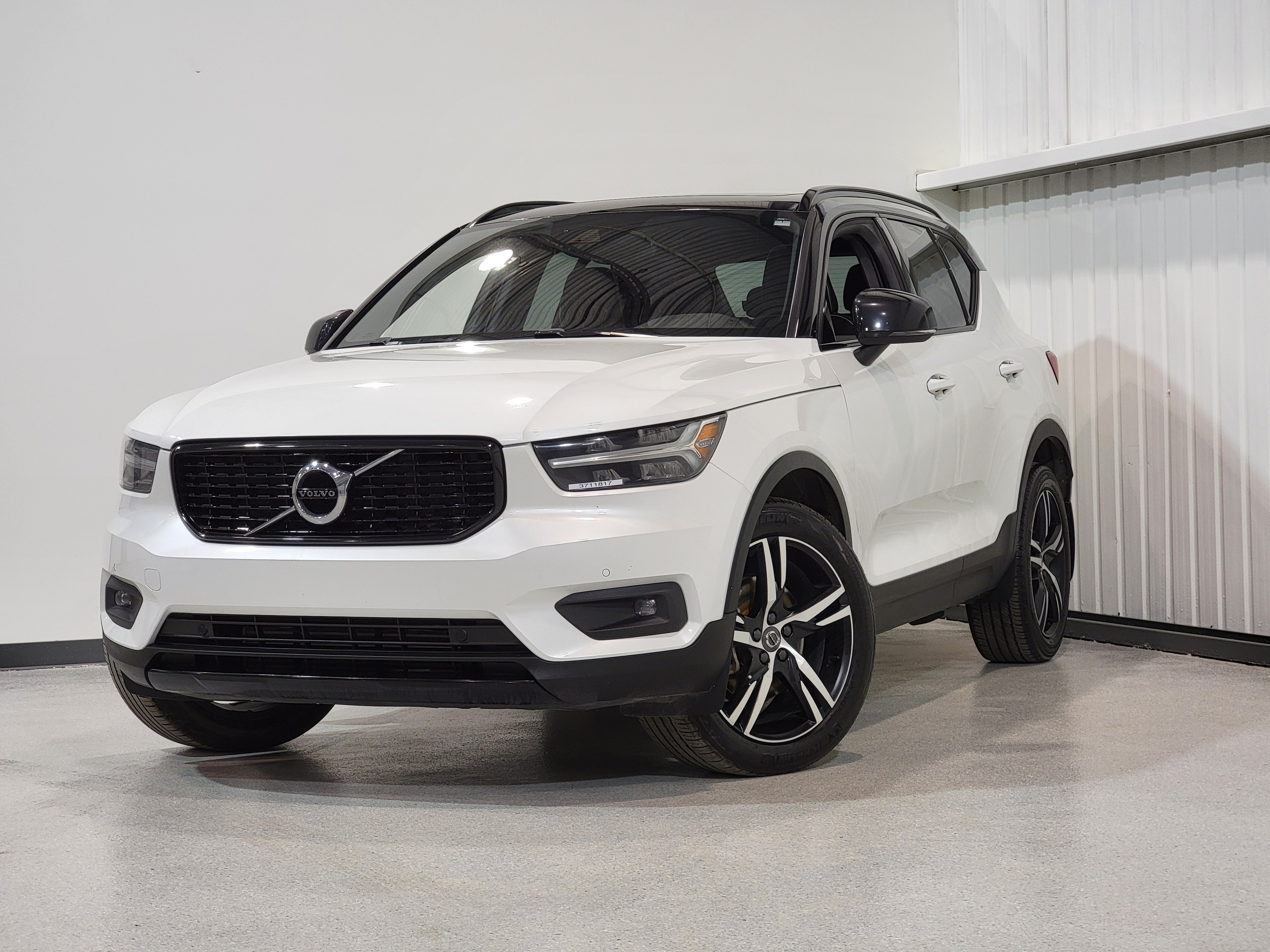 2021 Volvo XC40 T5 AWD R-Design ,Cuir, Toit panoramique