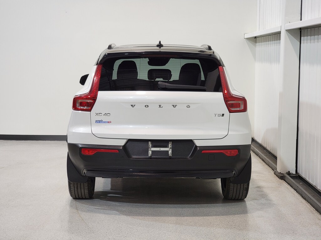 Volvo XC40 2021