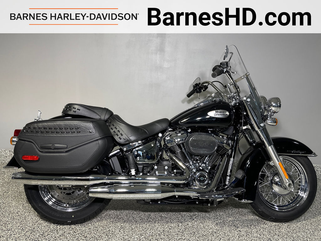 2024 Harley-Davidson FLHCS Heritage Softail Classic 114 