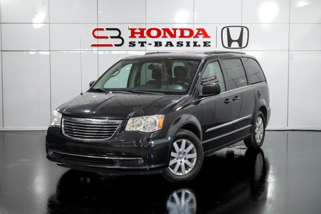 2014 Chrysler Town & Country TOURING + TOIT + CAMERA + A/C + MAGS + WOW !!